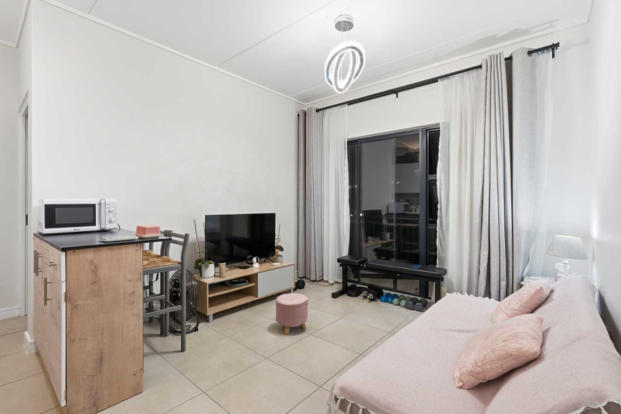 1 Bedroom Property for Sale in Parklands Western Cape